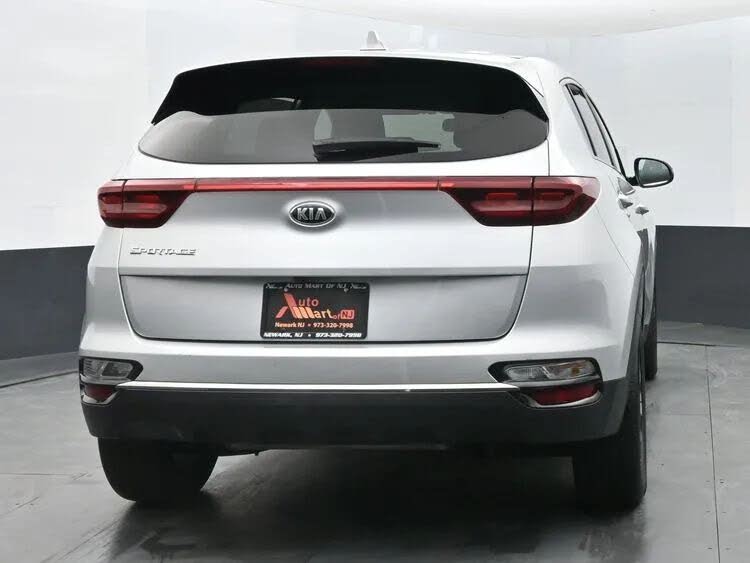 Vehicle view 8
