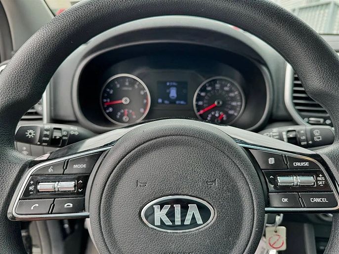 Vehicle view 8