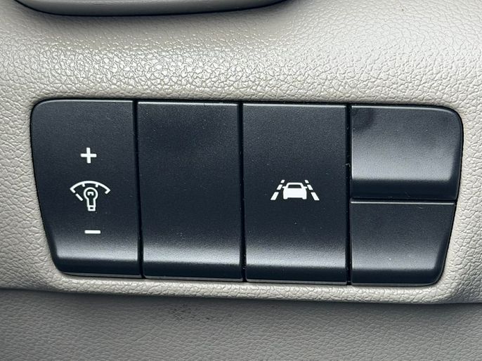 Vehicle view 17