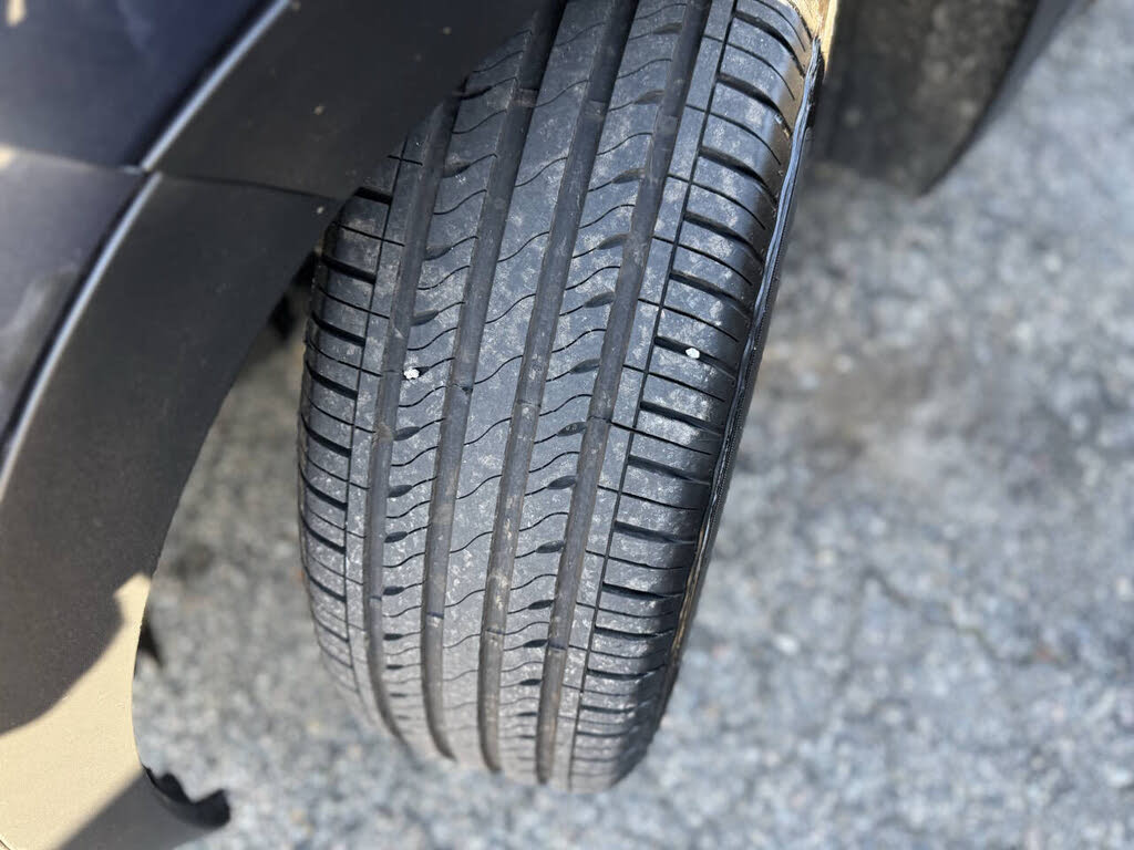 Vehicle view 6