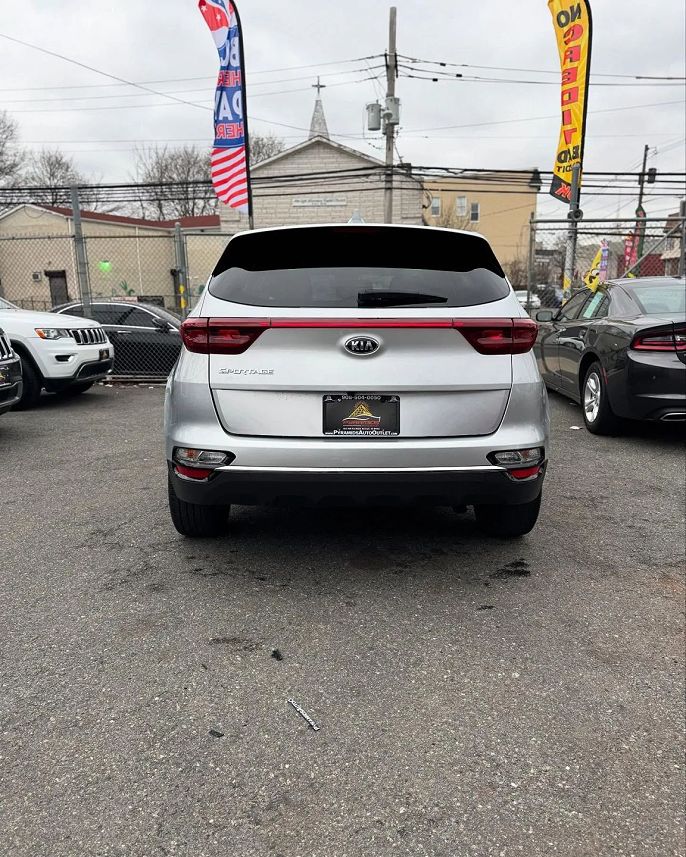 Vehicle view 9