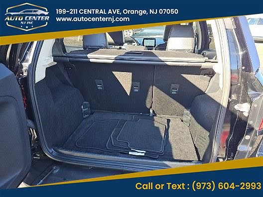 Vehicle view 29