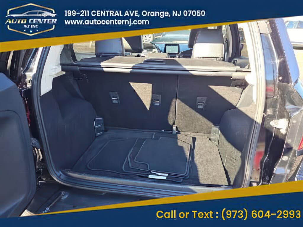 Vehicle view 9