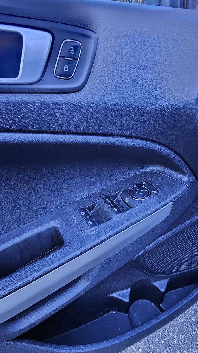 Vehicle view 10