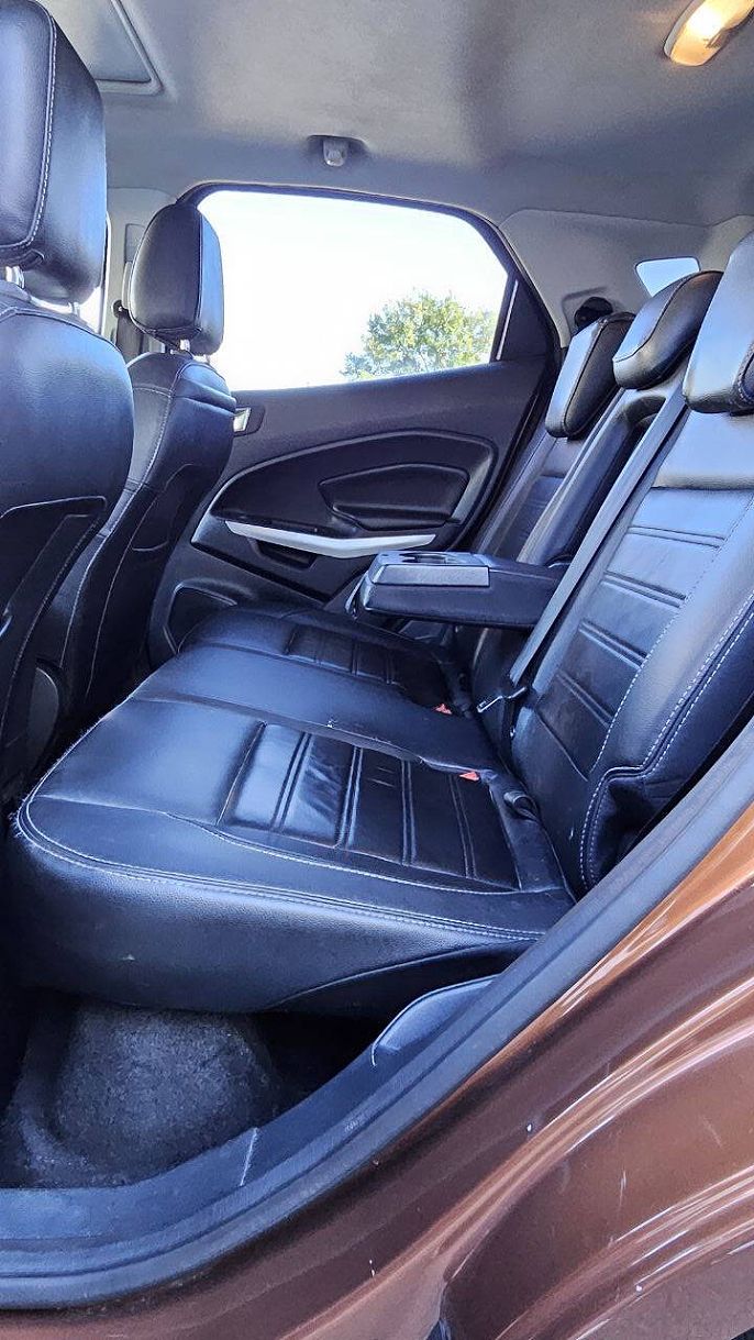 Vehicle view 8