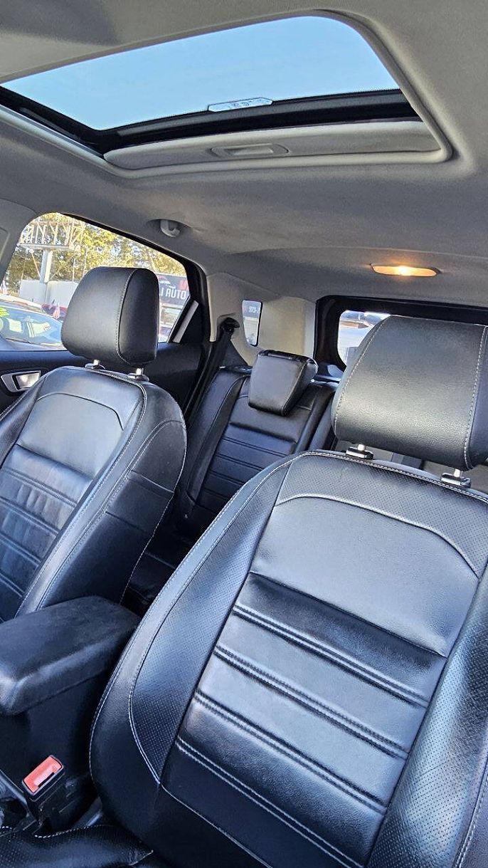 Vehicle view 9