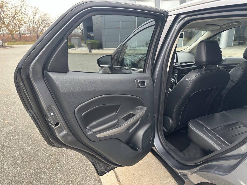 Vehicle view 13