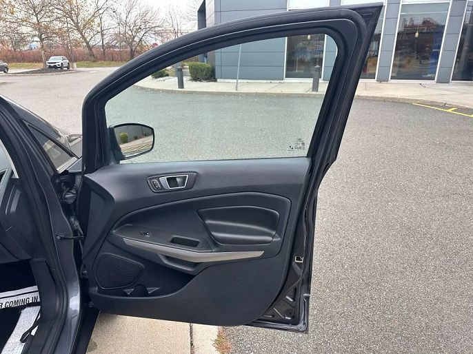 Vehicle view 60