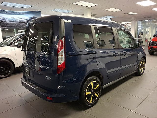 Vehicle view 6