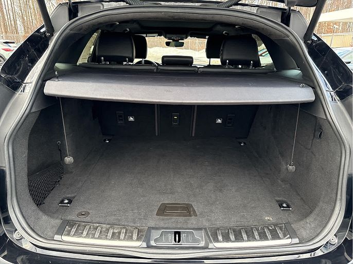 Vehicle view 9