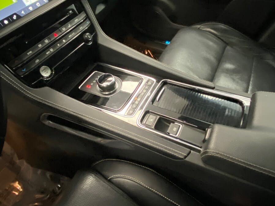 Vehicle view 29