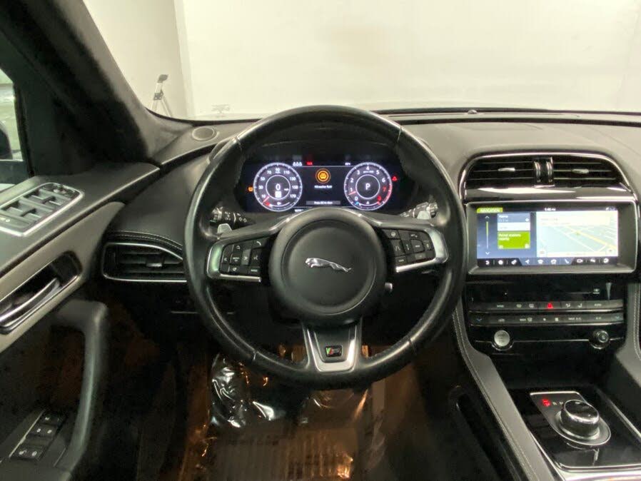 Vehicle view 37