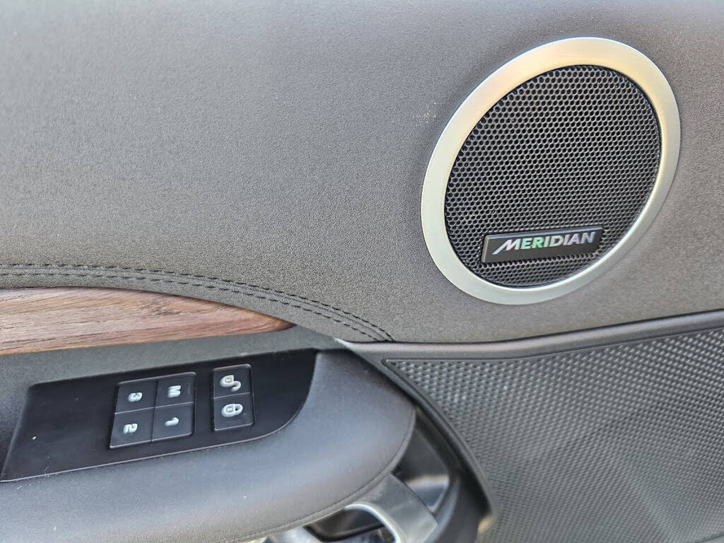 Vehicle view 16