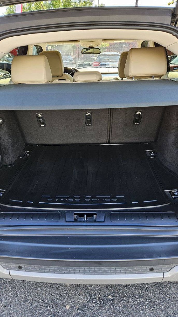 Vehicle view 8