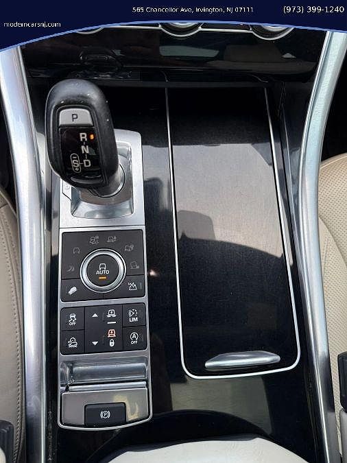 Vehicle view 8