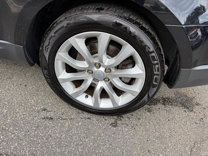 Vehicle view 9