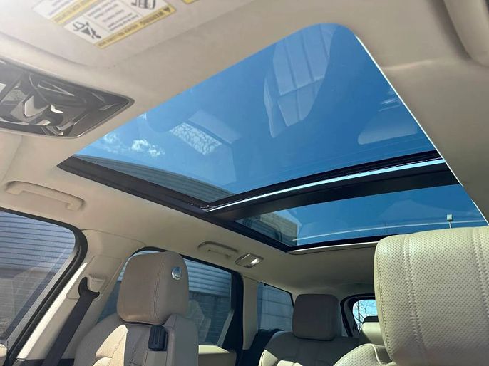 Vehicle view 33