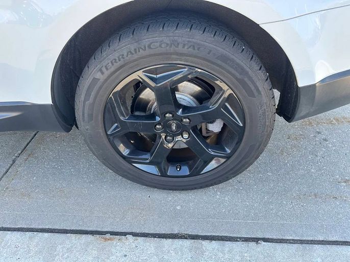 Vehicle view 35