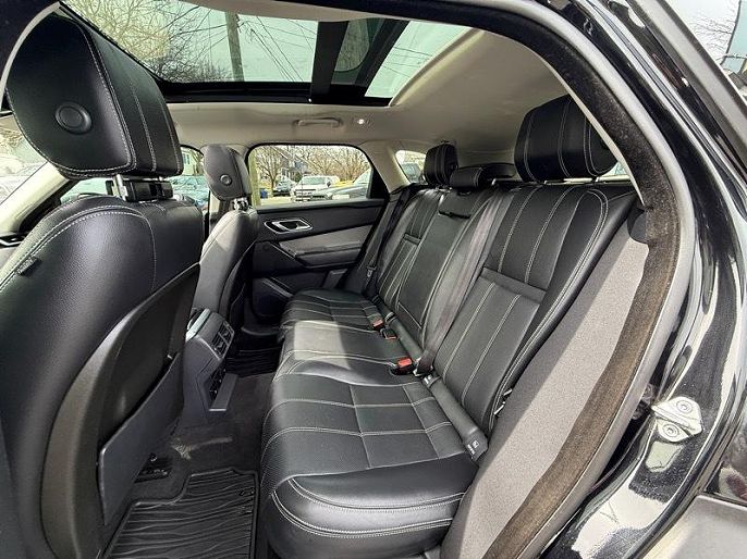 Vehicle view 17