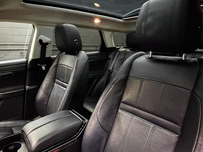 Vehicle view 25