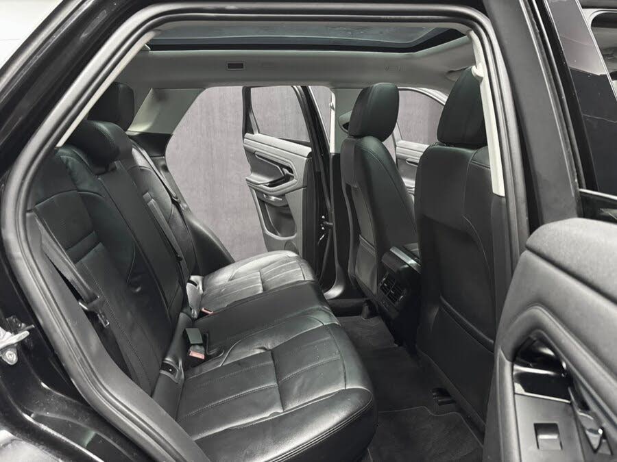 Vehicle view 28