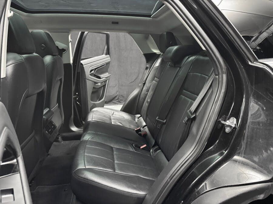 Vehicle view 29
