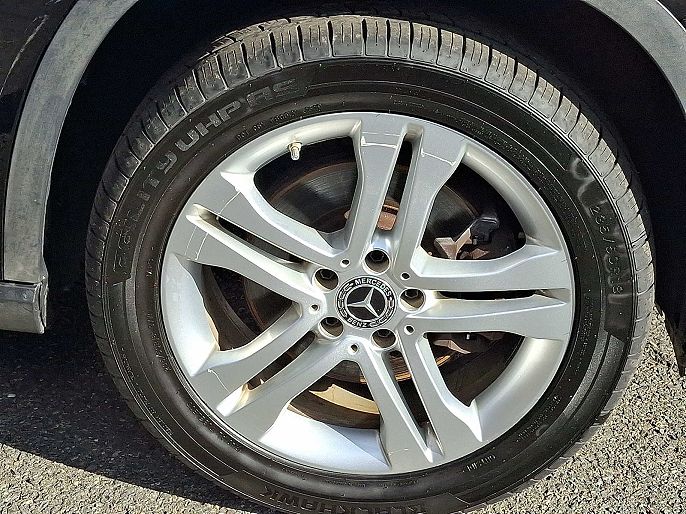 Vehicle view 9