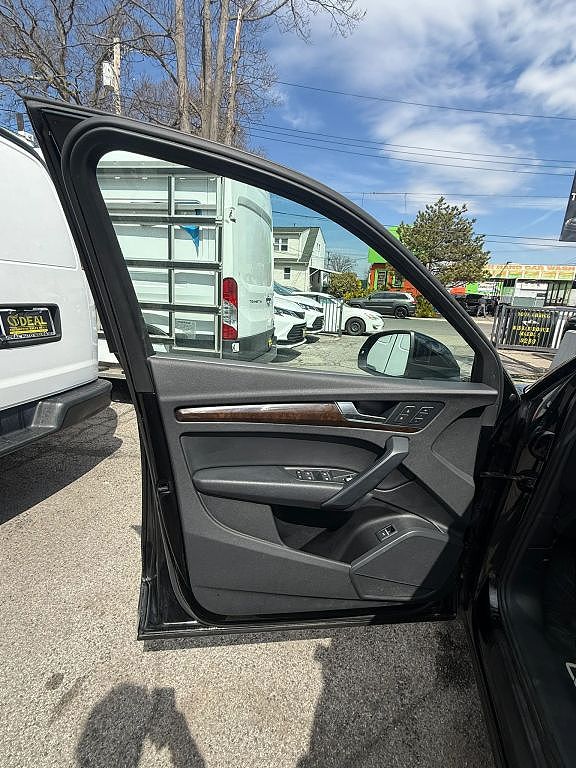 Vehicle view 10