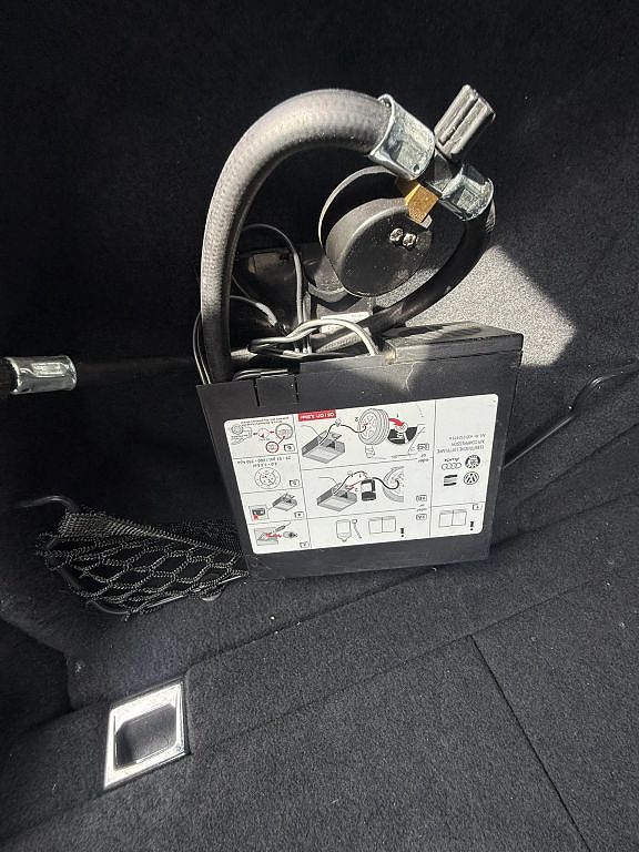 Vehicle view 22