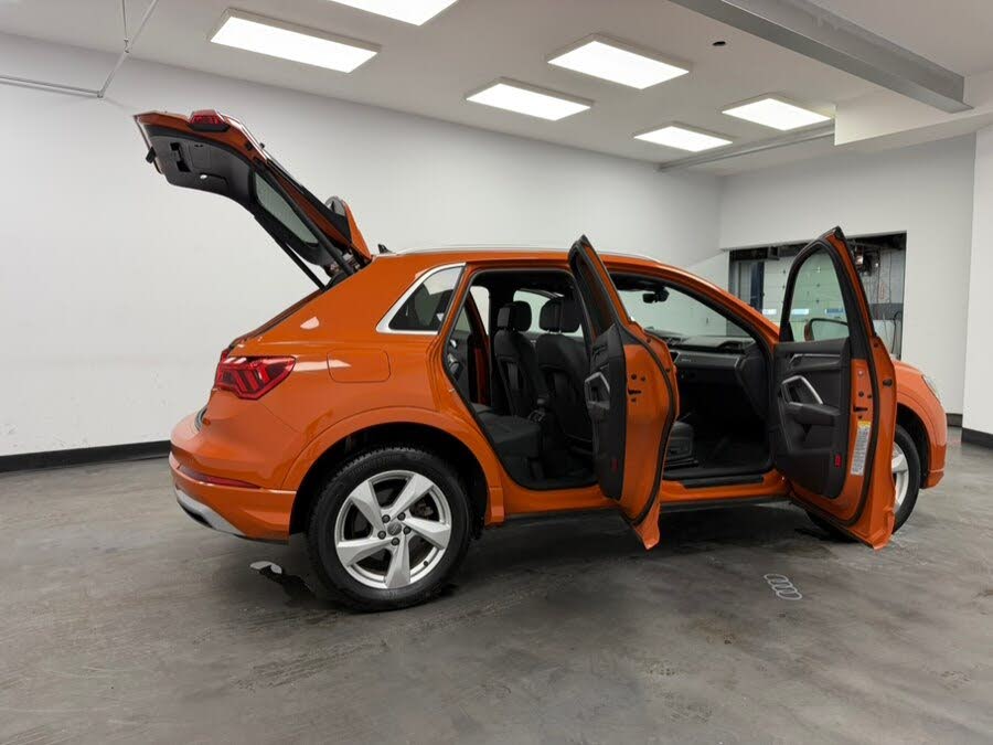 Vehicle view 23