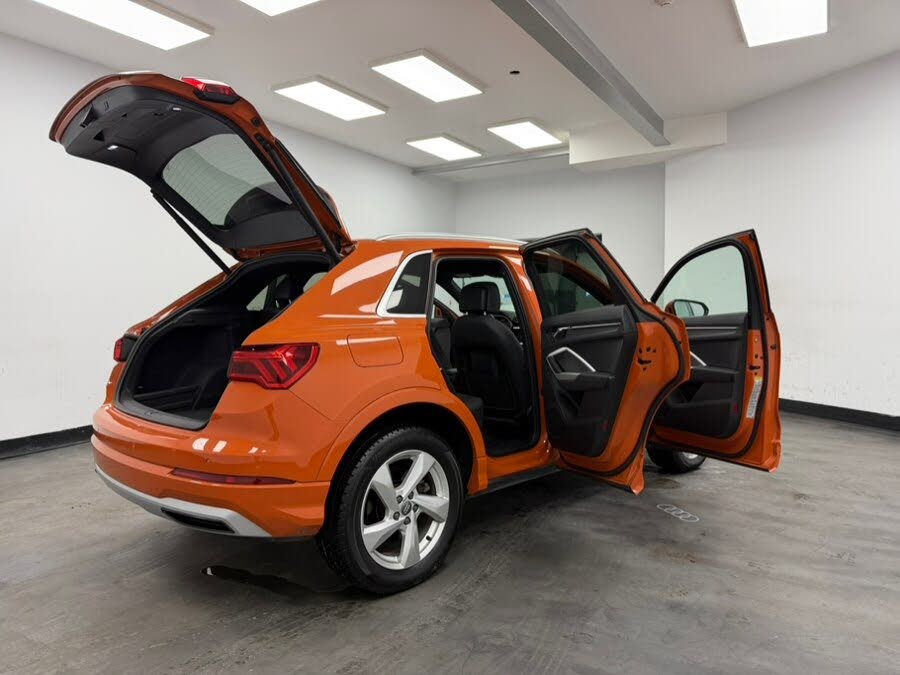 Vehicle view 25
