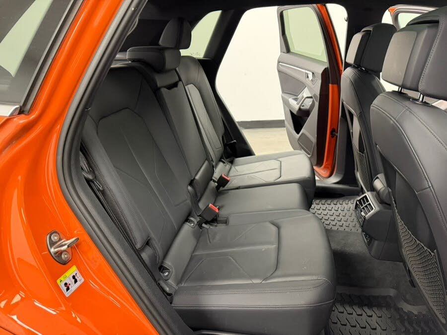 Vehicle view 37