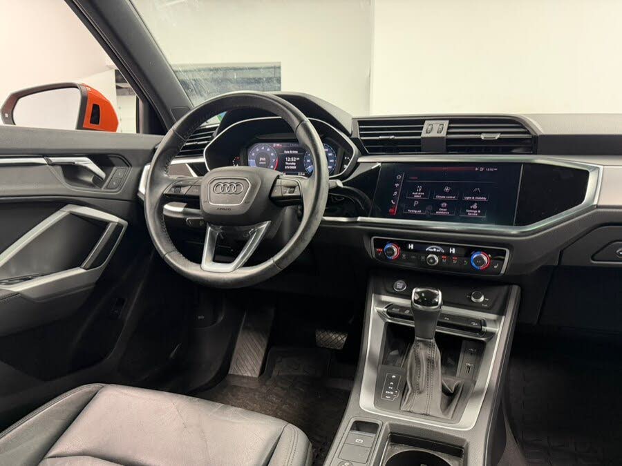 Vehicle view 43