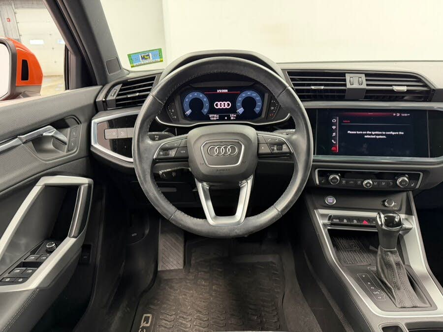 Vehicle view 44
