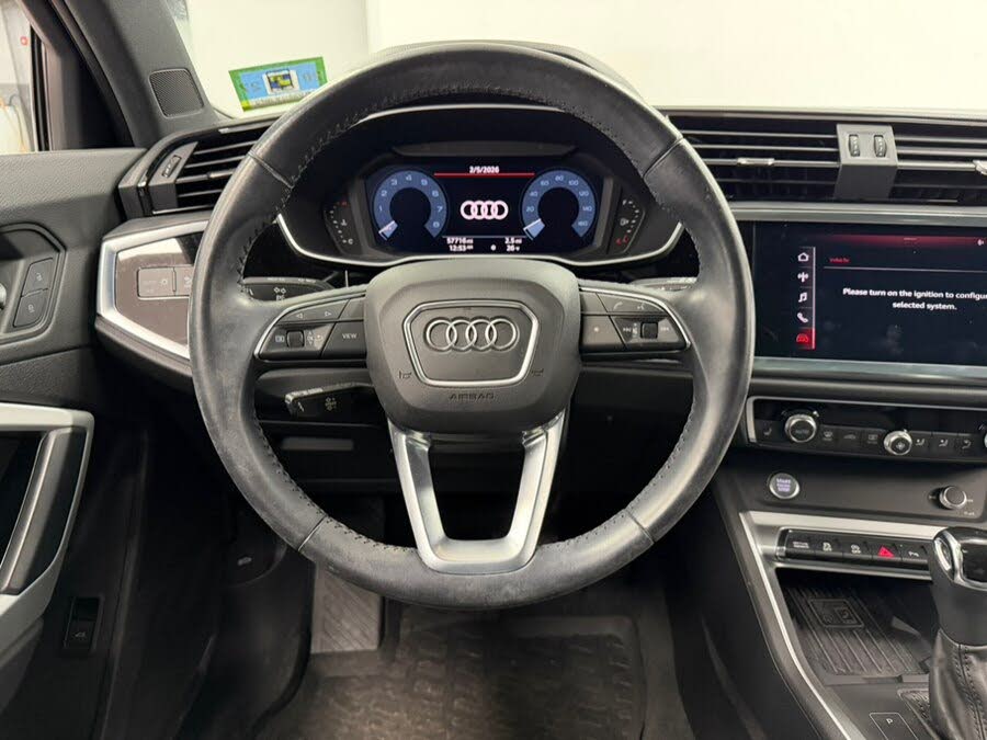 Vehicle view 45