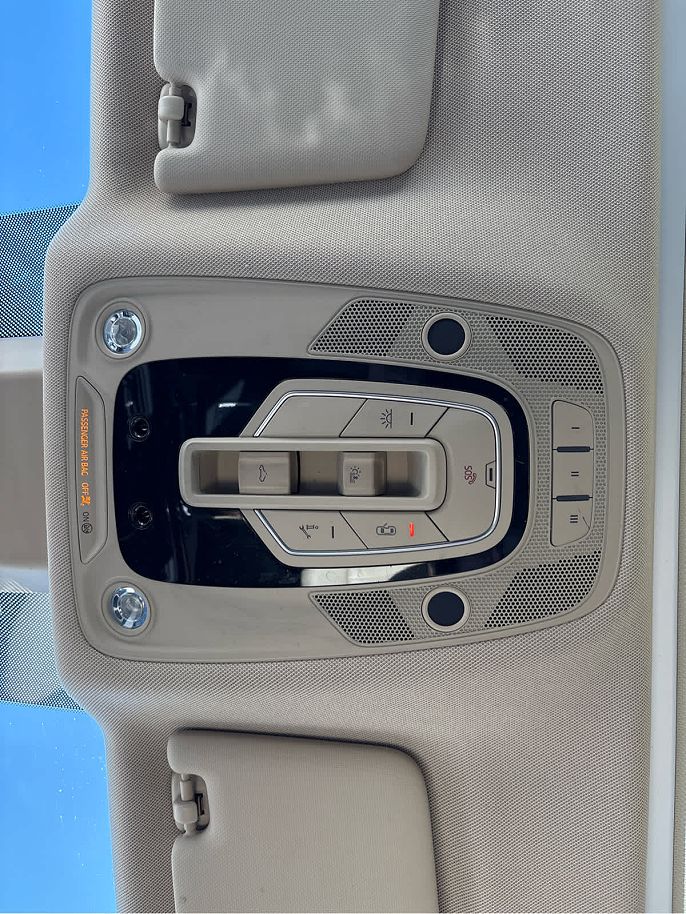 Vehicle view 17