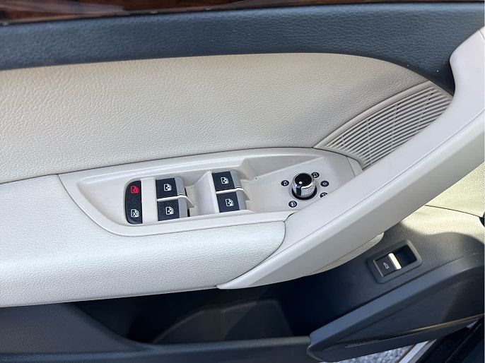 Vehicle view 30