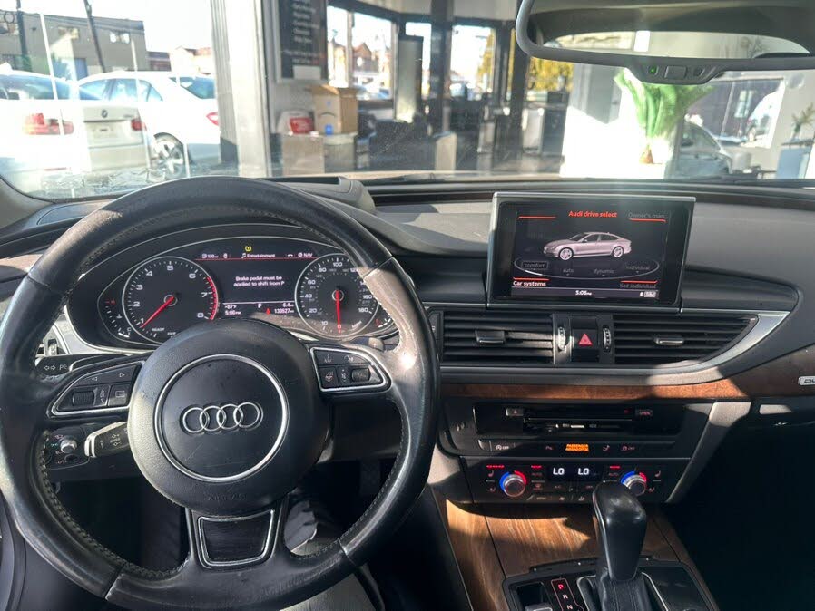 Vehicle view 7
