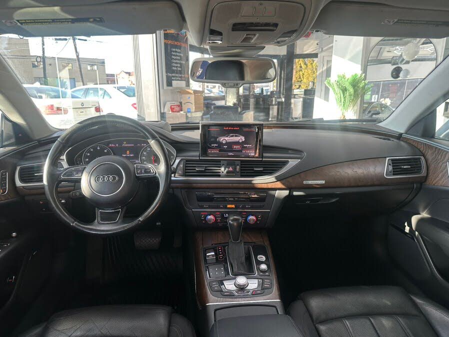 Vehicle view 8