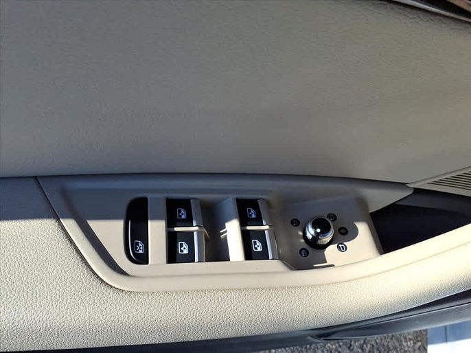 Vehicle view 12