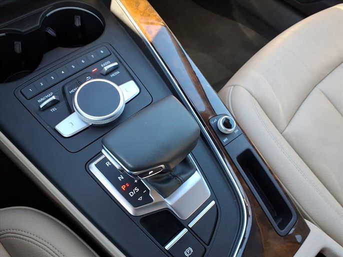 Vehicle view 17