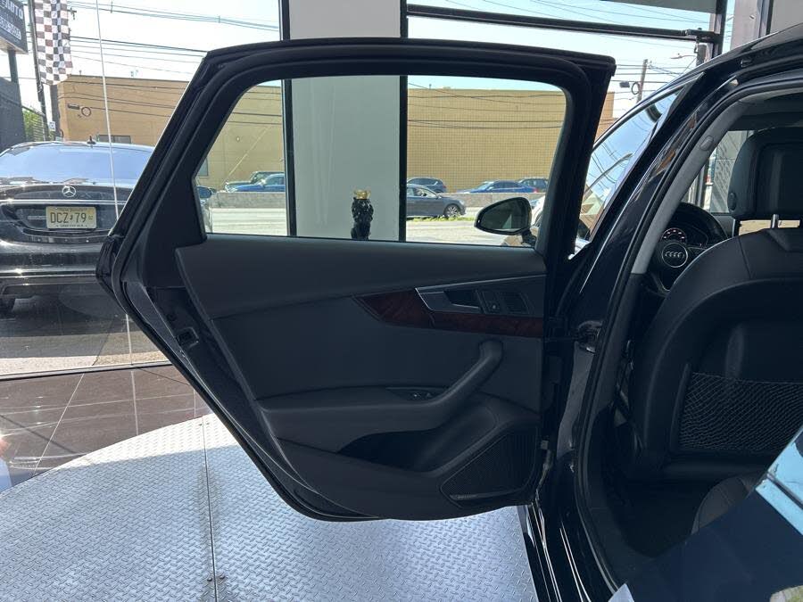 Vehicle view 10