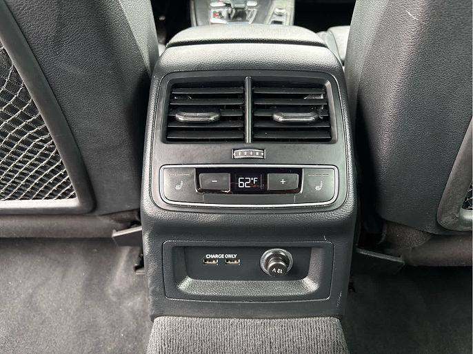 Vehicle view 11