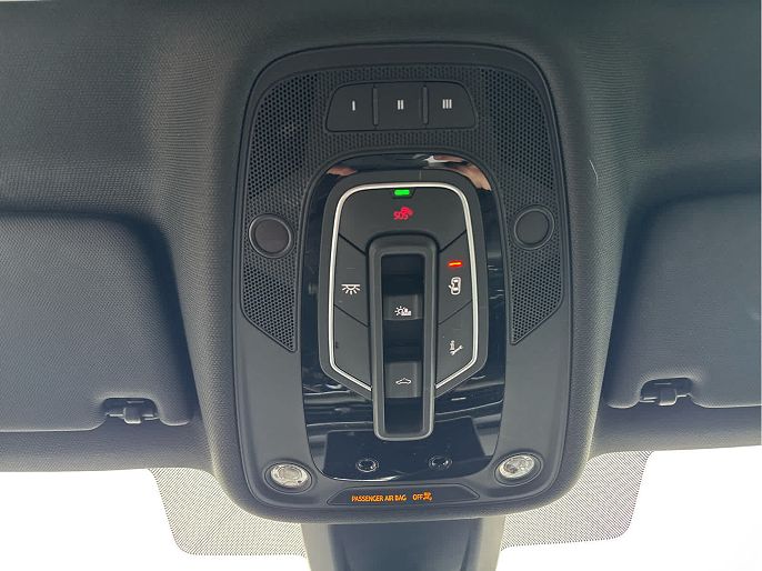 Vehicle view 17