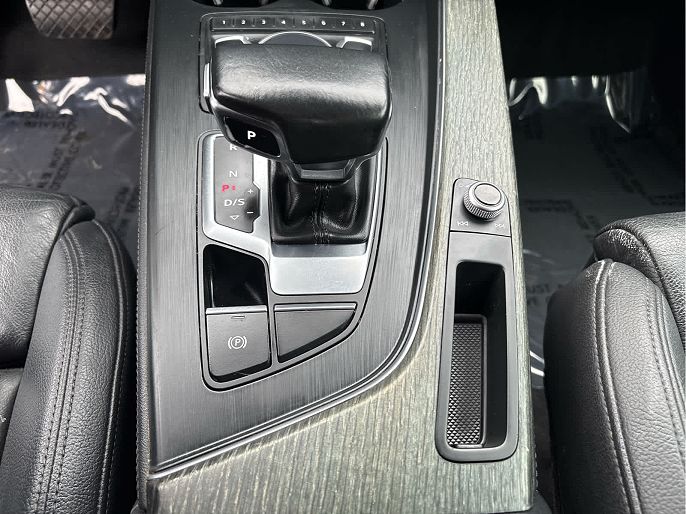 Vehicle view 19