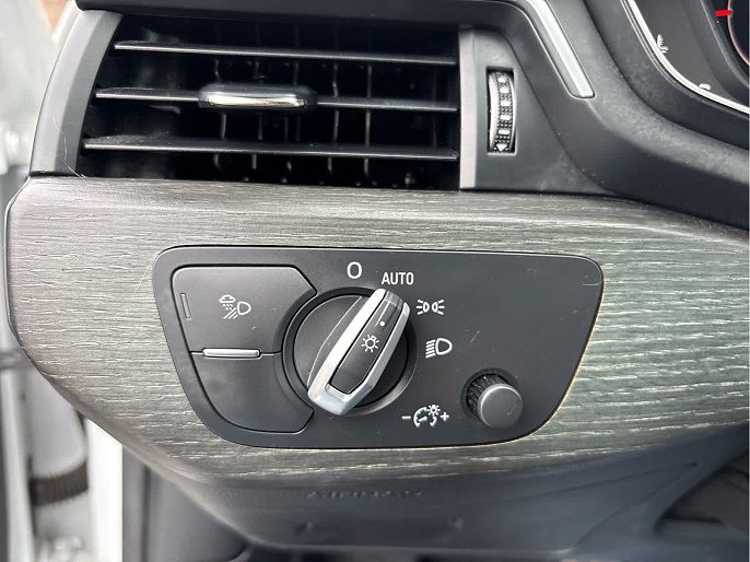 Vehicle view 28