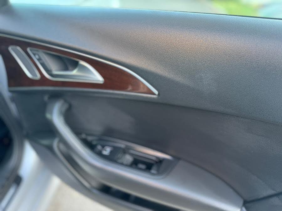 Vehicle view 17