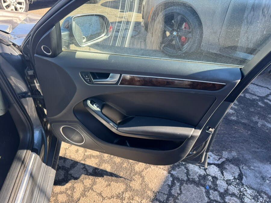 Vehicle view 16