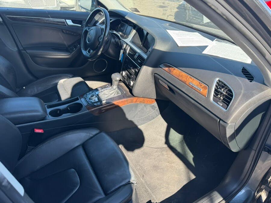 Vehicle view 17