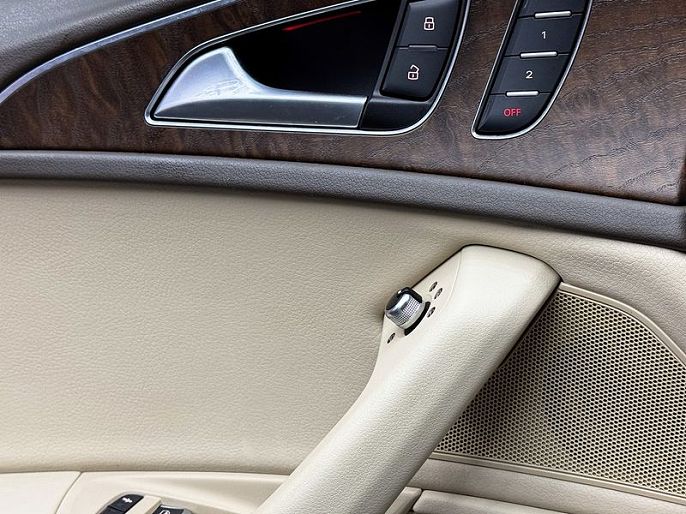 Vehicle view 89